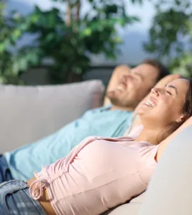 De la pasión al “amor compañero”: claves para comprender cómo evoluciona la vida en pareja, según los expertos