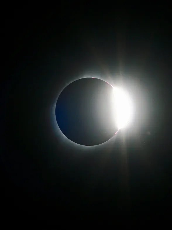La astróloga Bérénice Delignat advierte: El otoño de 2025 arrancará con dos eclipses que afectarán a estos signos