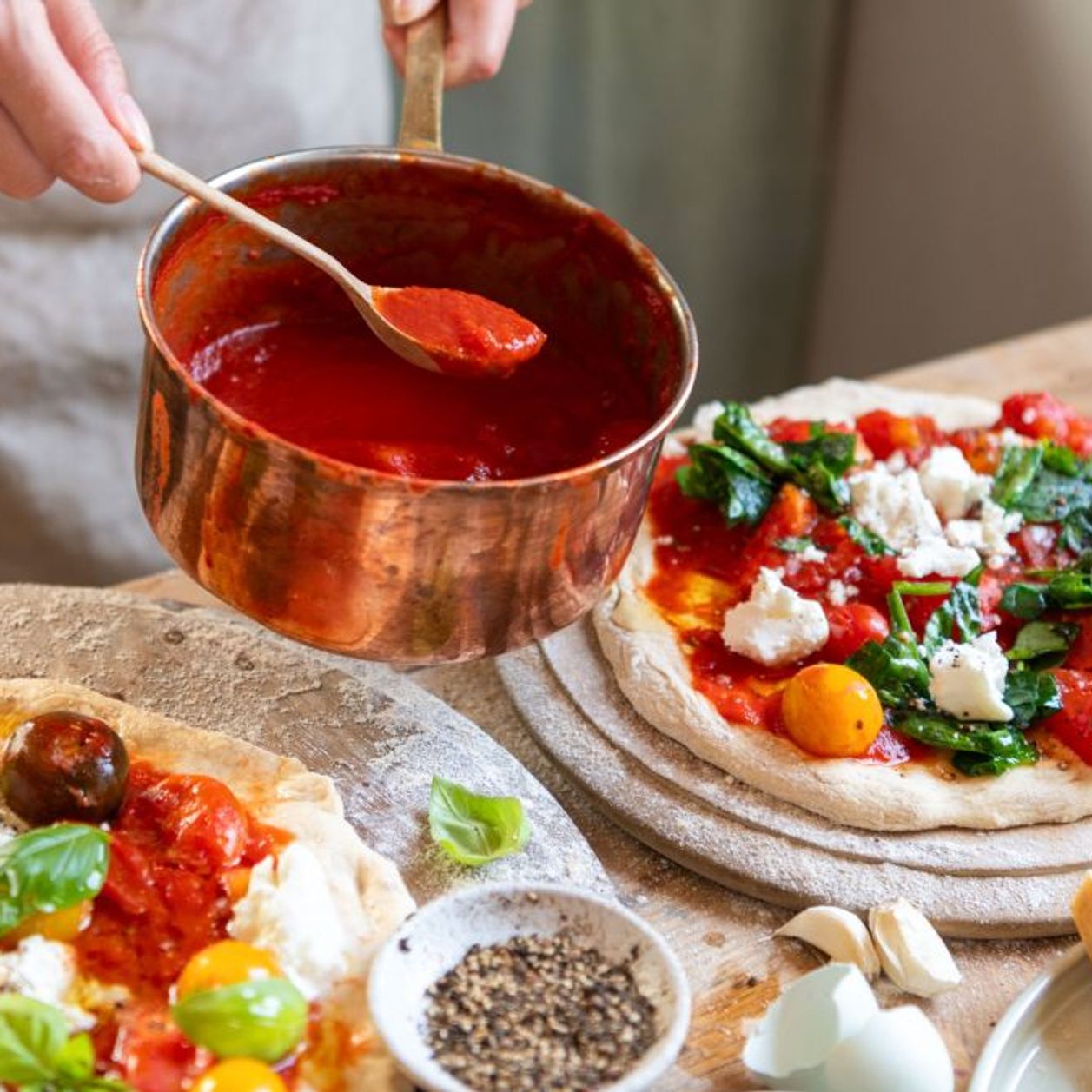 Je suis cuisinière dans un restaurant italien et voici combien je gagne vraiment à la fin du mois