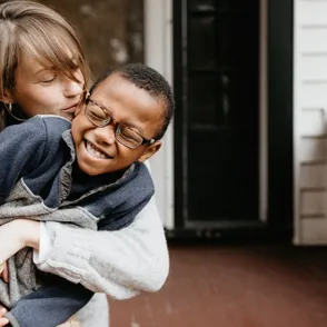 ¿Cuáles son los trámites necesarios en un proceso de adopción?