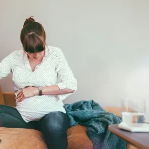 Episiotomía en el parto: ¿cuándo es necesario practicarla y cuándo no?