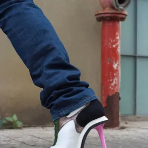 ¿Creías que lo habías visto todo? Estos son los zapatos de tacón más raros del mundo