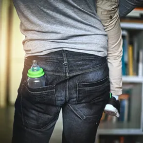 12 cosas que los papás hacen cuando les dejas al cuidado de vuestro bebé