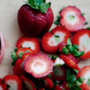 10 Healthy Snack Foods That Aren't All That Healthy