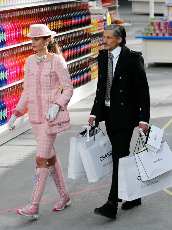De cómo unas sneakers se convirtieron en icono, por Chanel