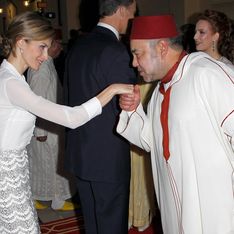 De oficinista a Reina, los looks de Letizia durante su viaje a Marruecos