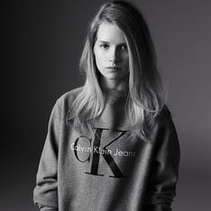 Kate Moss : Découvrez les photos de sa sœur Lottie pour la nouvelle campagne Calvin Klein