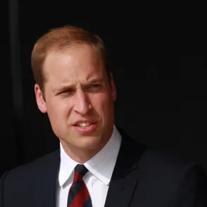 El transplante capilar de Guillermo de Inglaterra en "Vanity Fair"