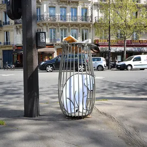 El sorprendente artista callejero que llena de magia el sureste de Francia