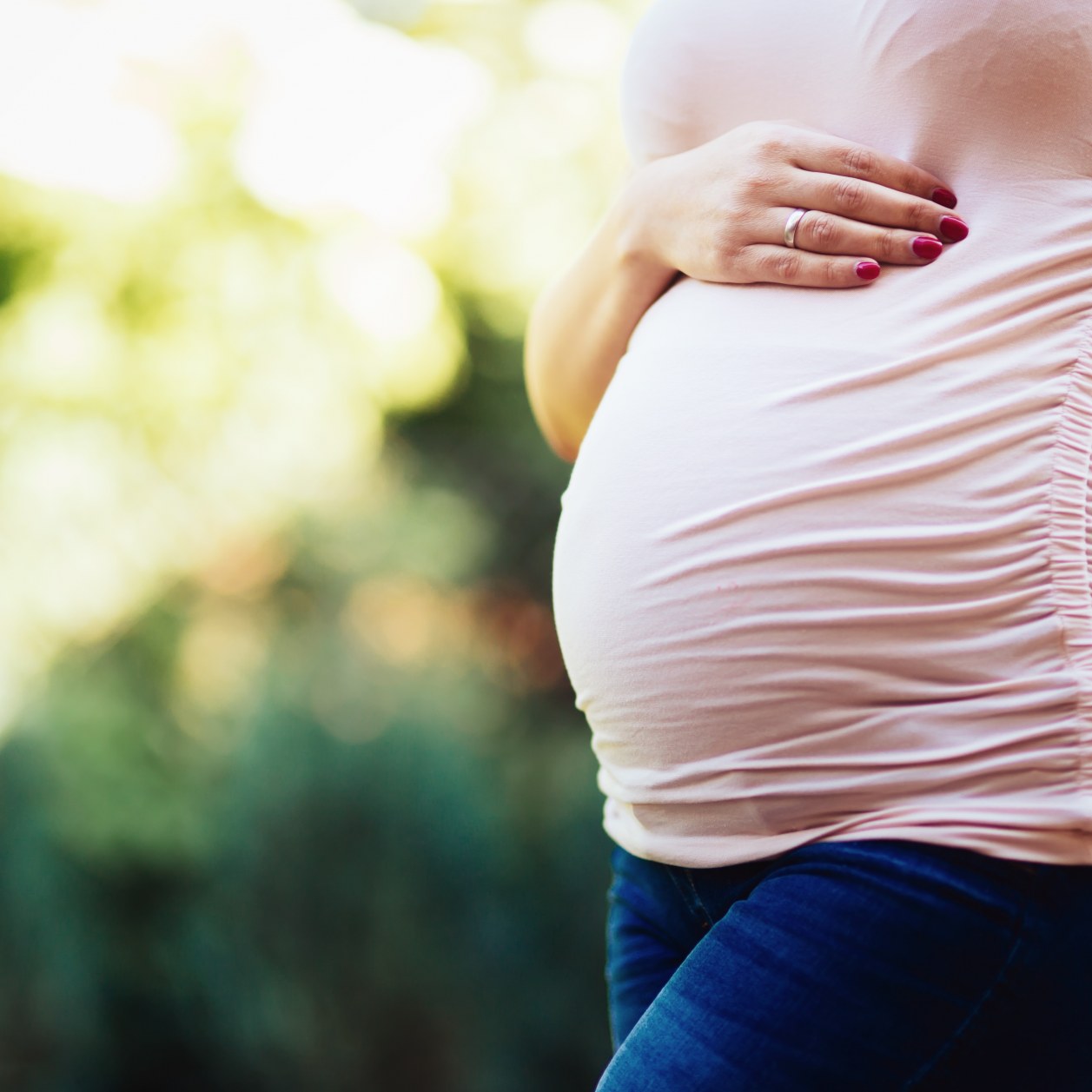 Témoignages : comment détecter un début de grossesse (avant le retard des règles) ?