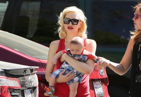 Gwen Stefani : Un look casual pour une balade familiale