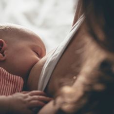 Cibi da evitare in allattamento: le regole d'oro per non sbagliare