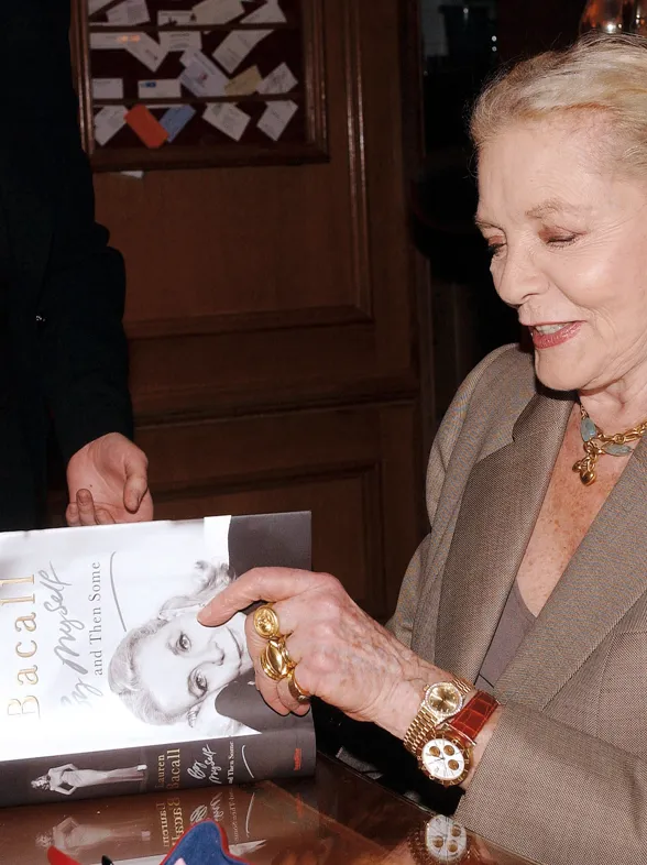 Fallece Lauren Bacall, la dama del Hollywood dorado