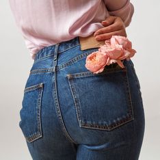 Schnitt, Farbe & Taschen: Das ist die perfekte Jeans für jede Po-Form