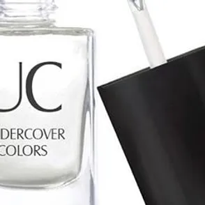 Un esmalte de uñas para prevenir una violación, el comienzo de la cosmética de autodefensa