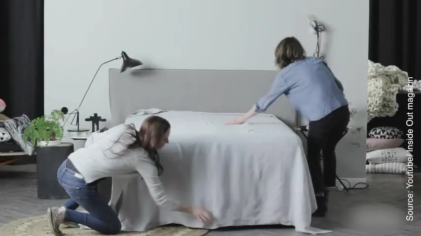 Fabriquer un arceau pour le lit.