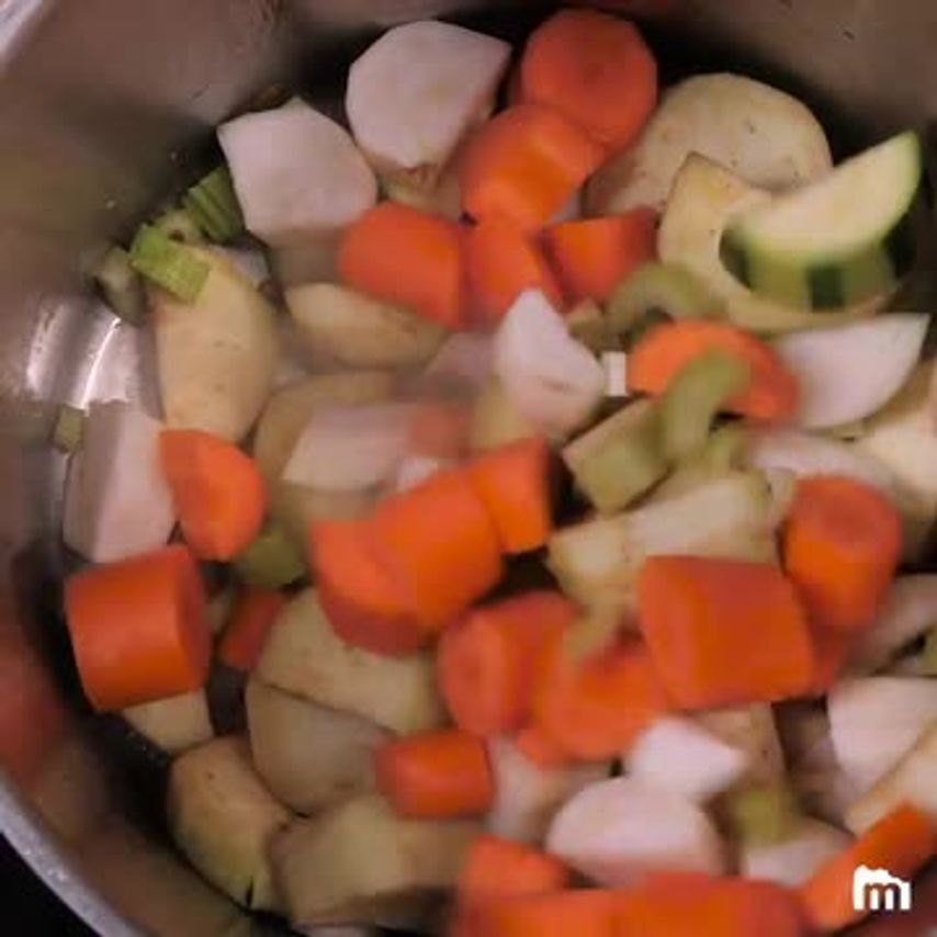 Couscous Royal Agneau Poulet Merguez Recette De Couscous Royal Agneau Poulet Merguez Marmiton